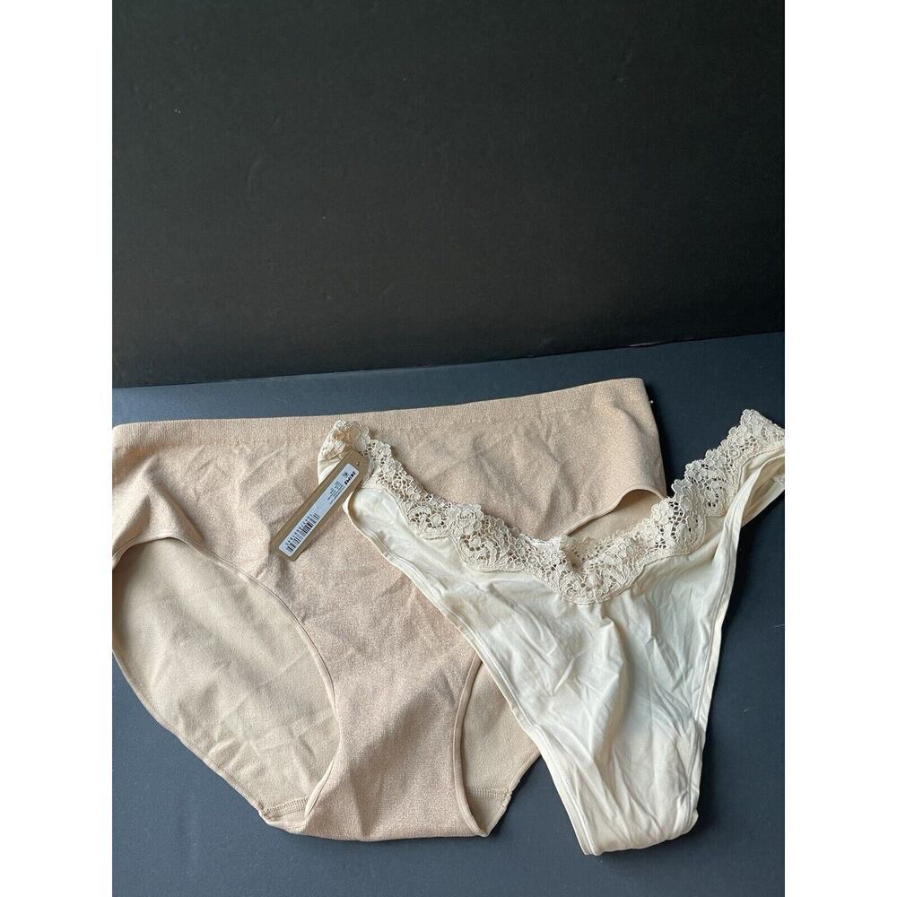 Skims Womens Fits Everybody Lace Dipped Thong Sand/Metallic Gold Brief 4X